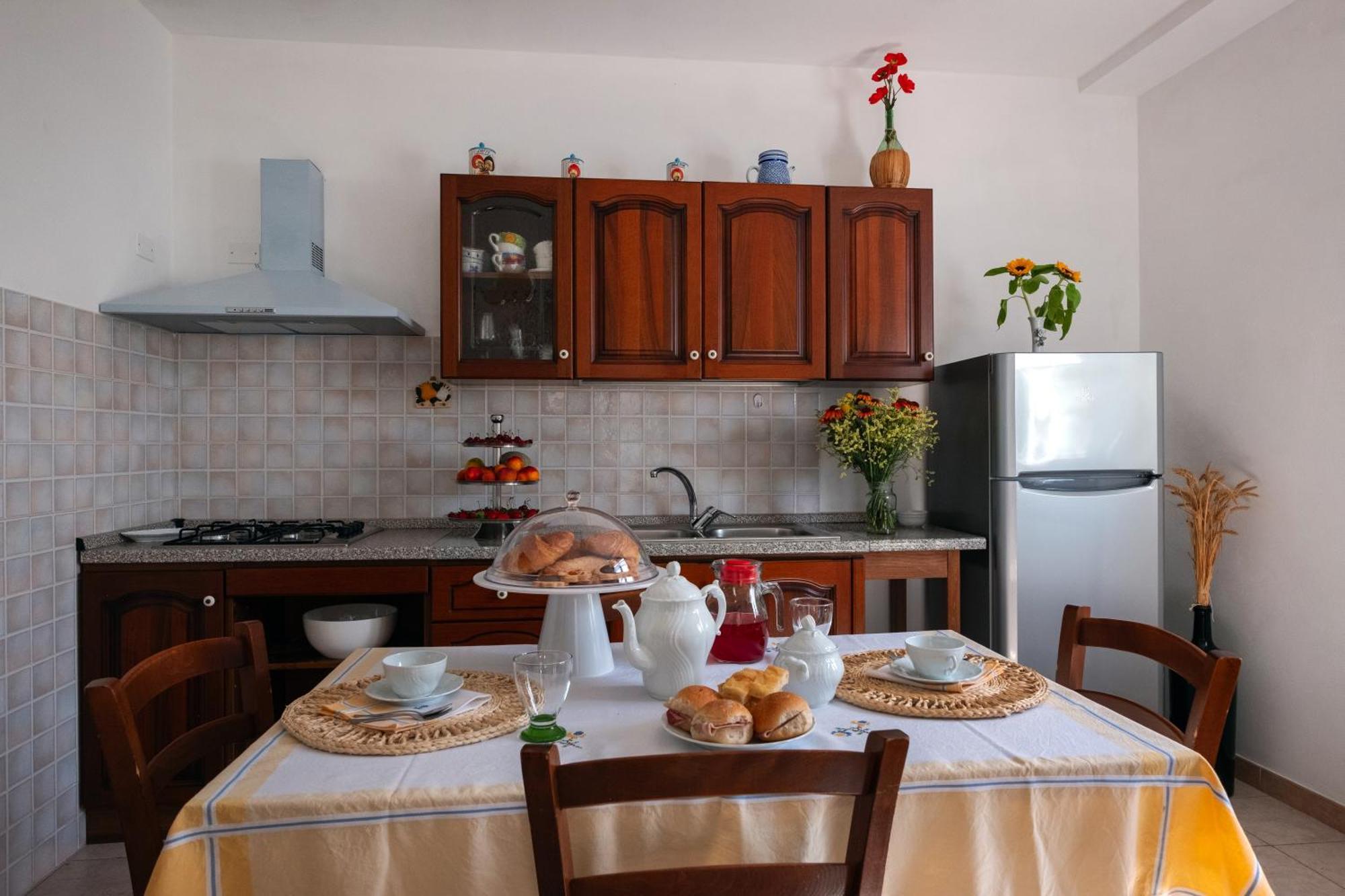Agriturismo I Cerroni Монтескудайо Экстерьер фото